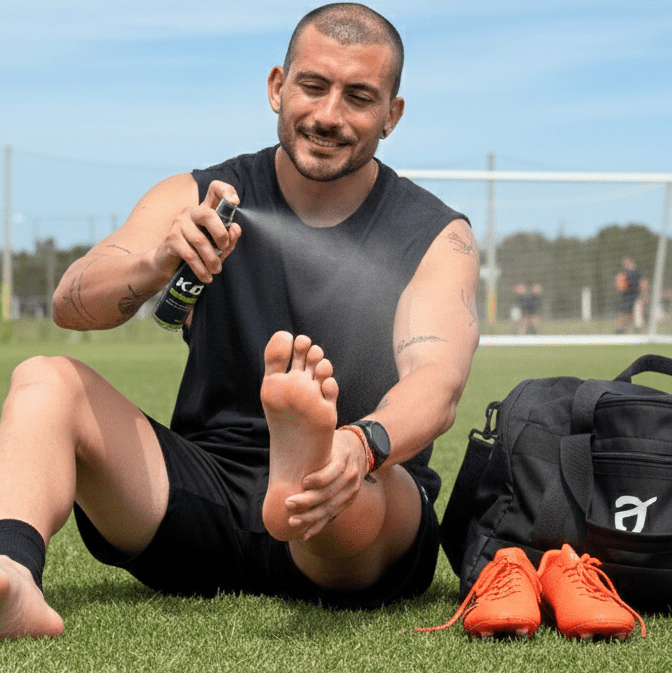 Spray K.O. Tea Tree & Cúrcuma | Elimina Mal Olor y Bacterias en Pies y Calzado - Jump - Box Arg